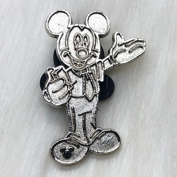 🔮 5/$25 Disney Mickey Mouse‎ Pin Traders Icons Chaser Pin - Picture 2 of 4